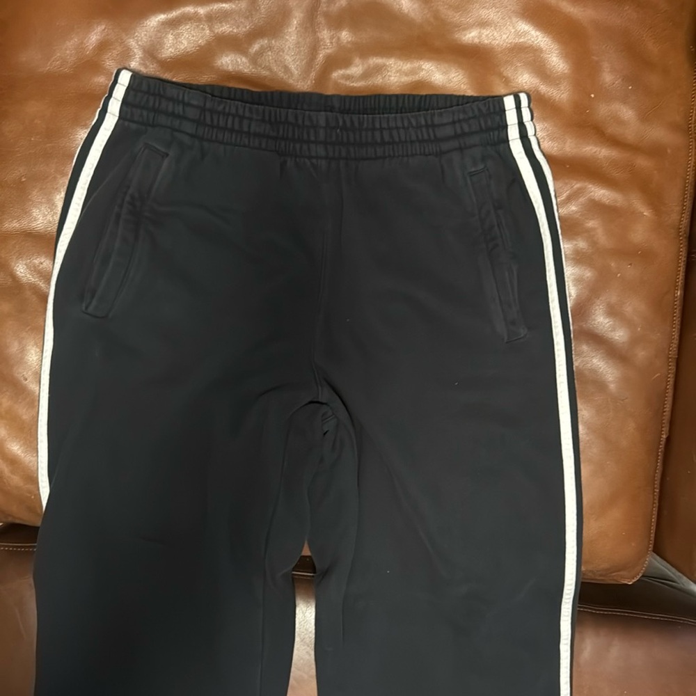 Black Men’s Reebok sweatpants